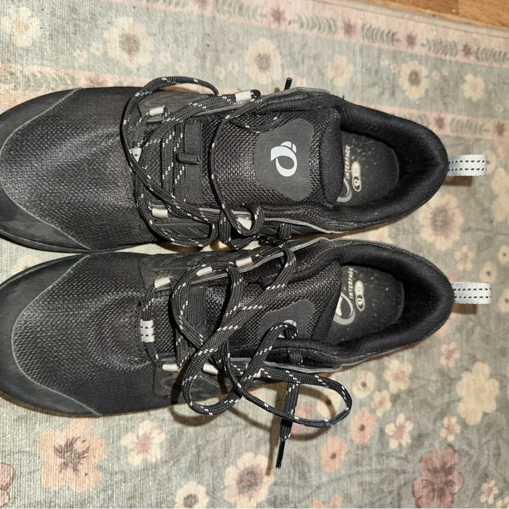 Pearl Izumi Men's Black Cycling Biking Shoes Clip In